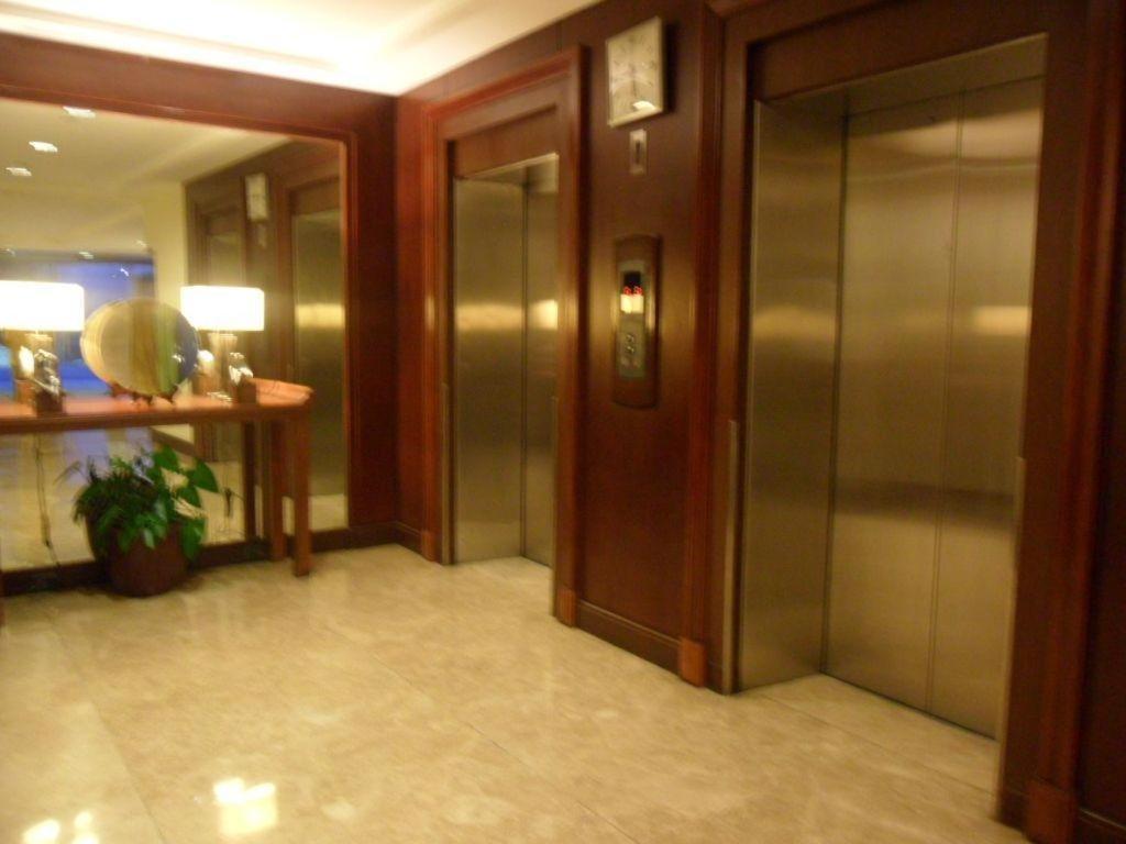 Amorsolo Mansion Hotel マニラ市 エクステリア 写真